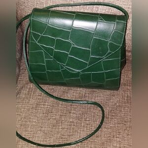 Vintage Loft House Green Crocodile Pattern Crossbody Bag
